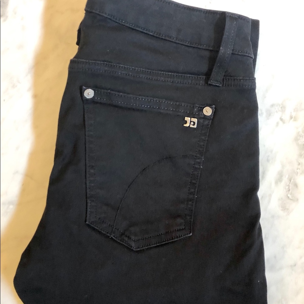 Joe’s Black Jeans! Very limited wear. Like new!